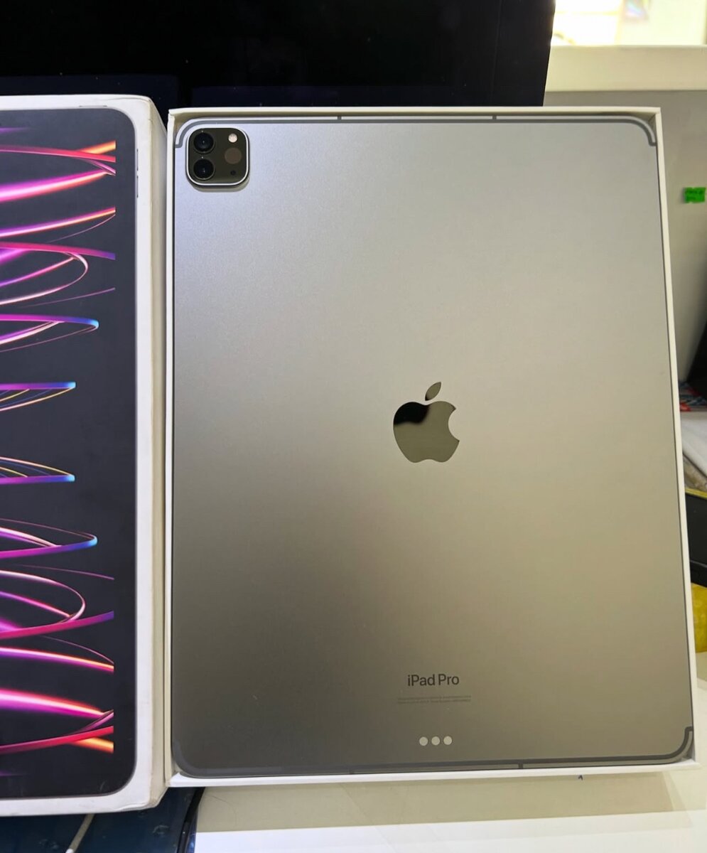 iPad Pro 12.9inch wifi+ cellular (physical sim)