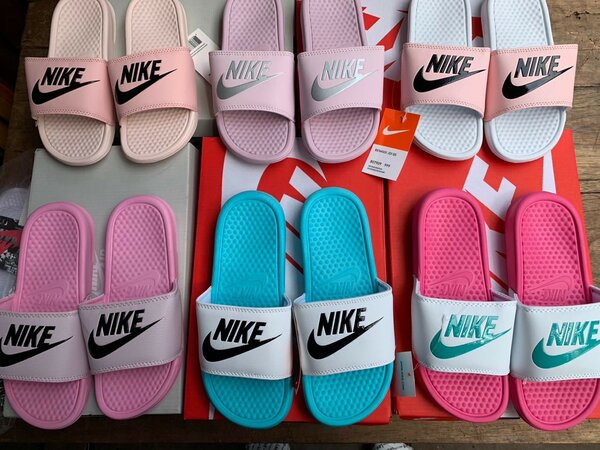 Nike slides