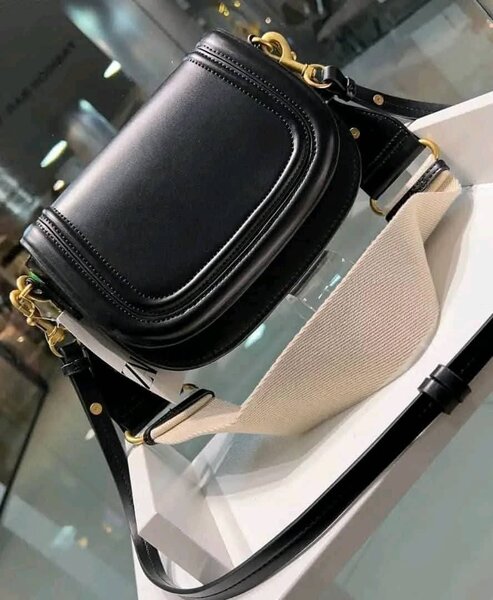 Sac bandoulière élégant femme