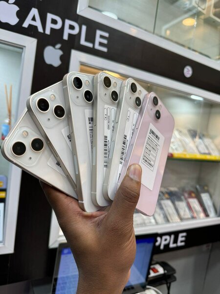 iPhone 13 simple cassi neuf