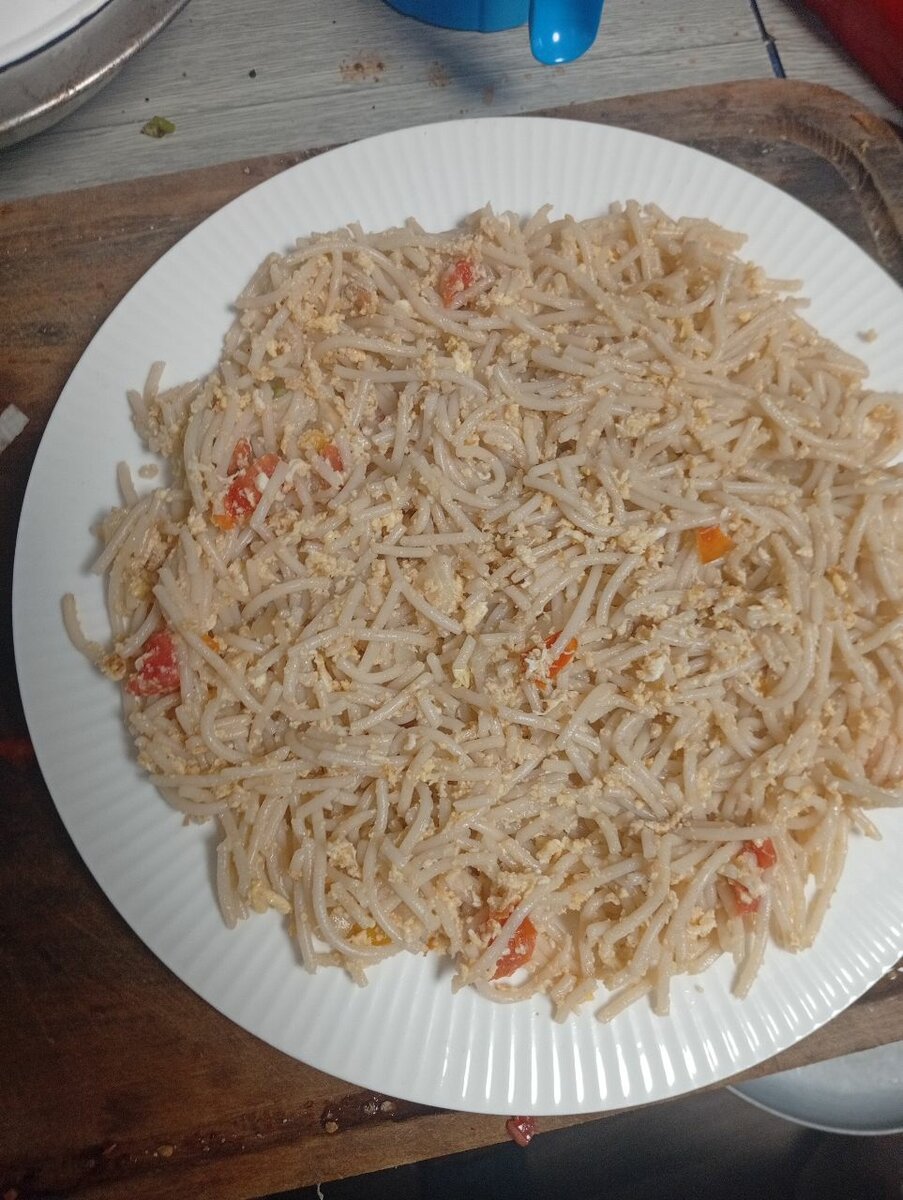 Nouilles sautées à l'œuf