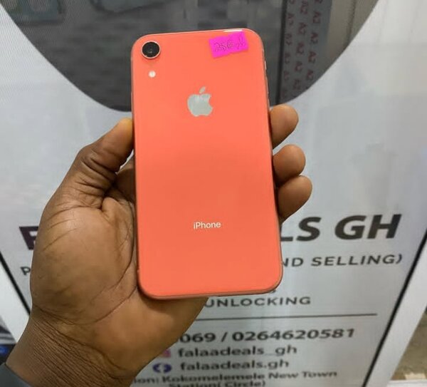 iPhone XR