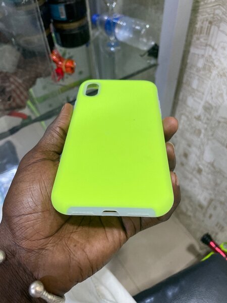 Coque iPhone Vert Fluo XR
