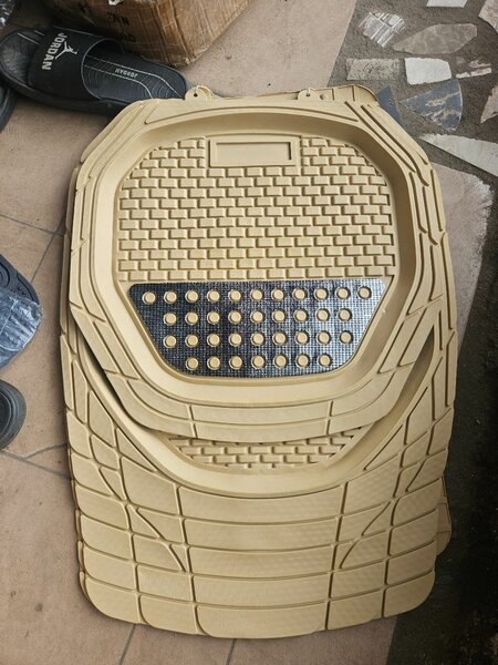 Tapis de voiture 5 pièces