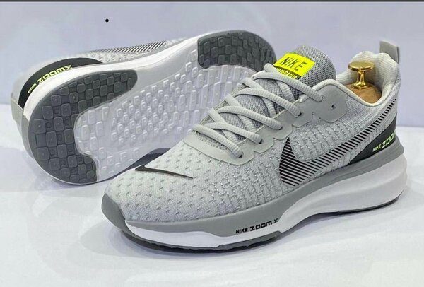 Chaussure de sport Nike
