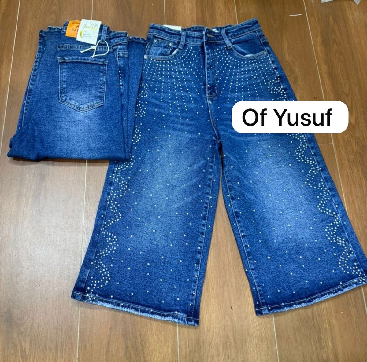 Jean large Of Yusuf brodé de strass