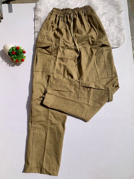 QUALITY CARGO JEANS AVAILABLE