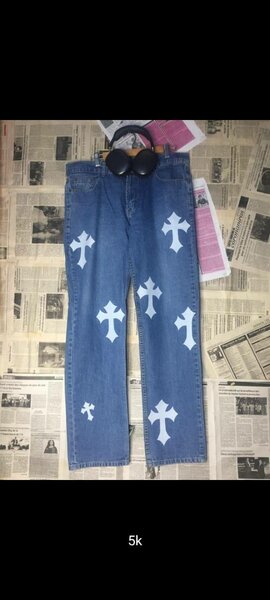 Jeans à motifs croix