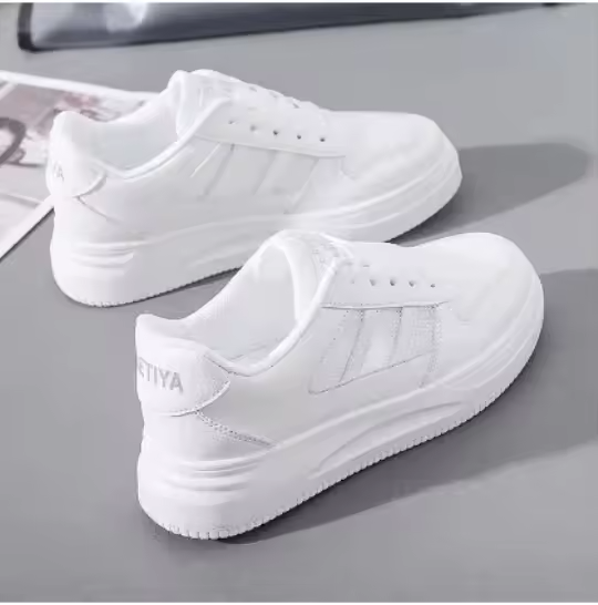 Chaussures de sport épaisses blanches