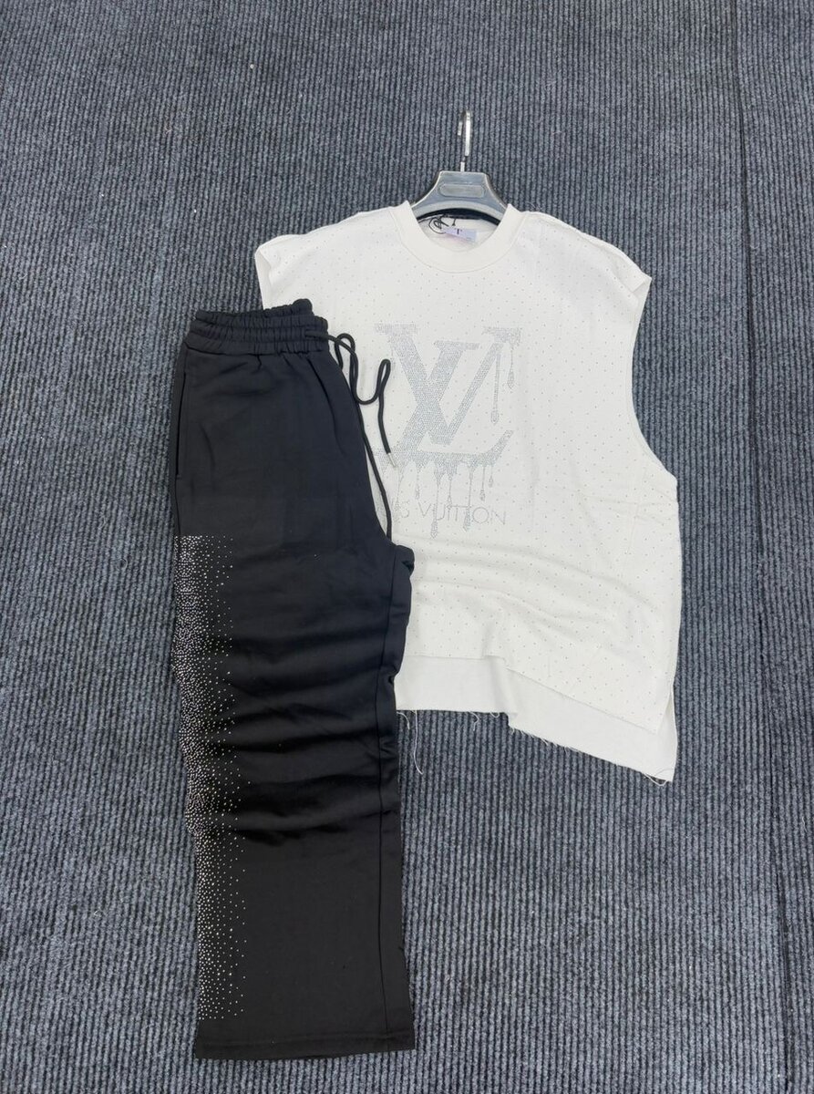 Débardeur homme style urbain