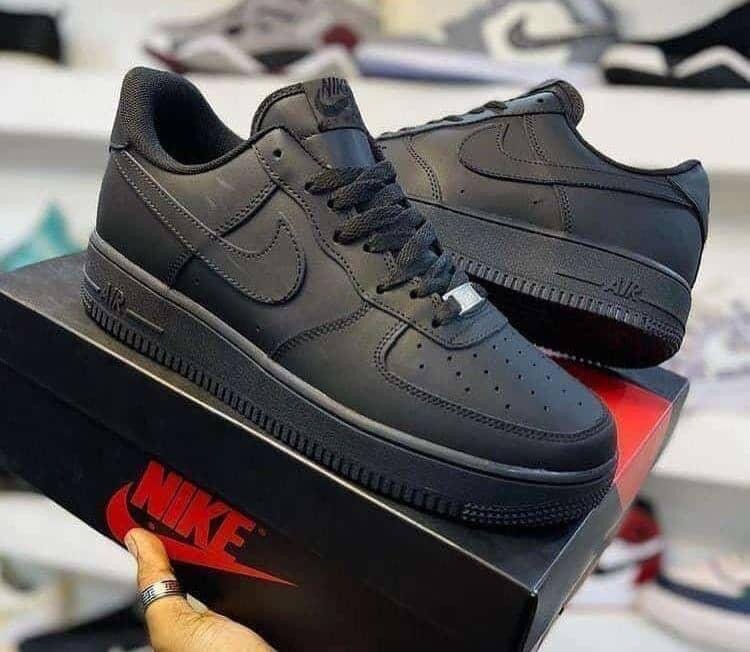 Nike Air Force 1