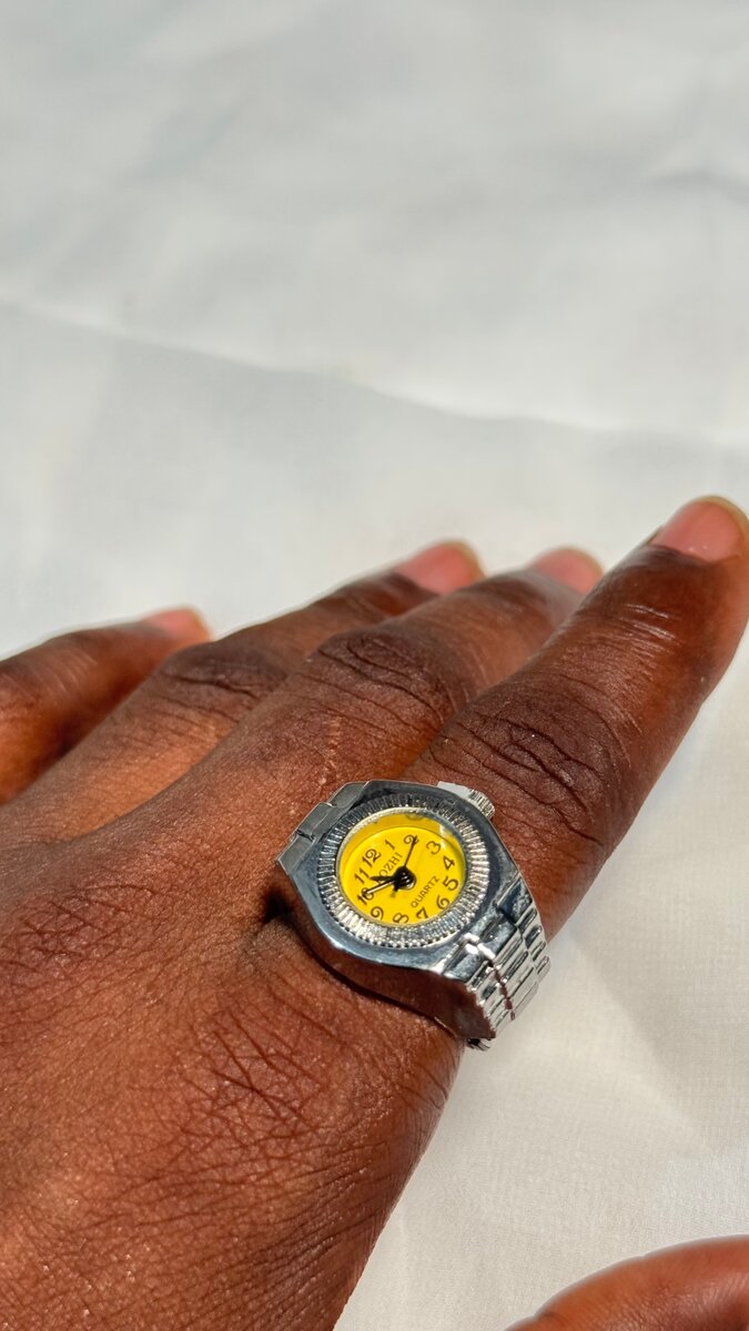 Montre Bague Élégante