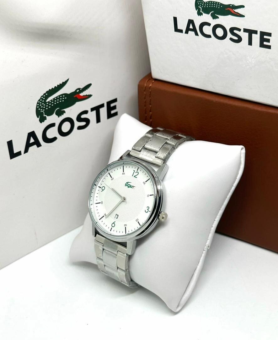 Montres Lacoste