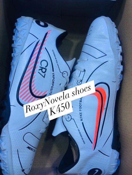 High quality Futsal/tack boots