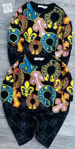 Ensemble parents-enfants coloré