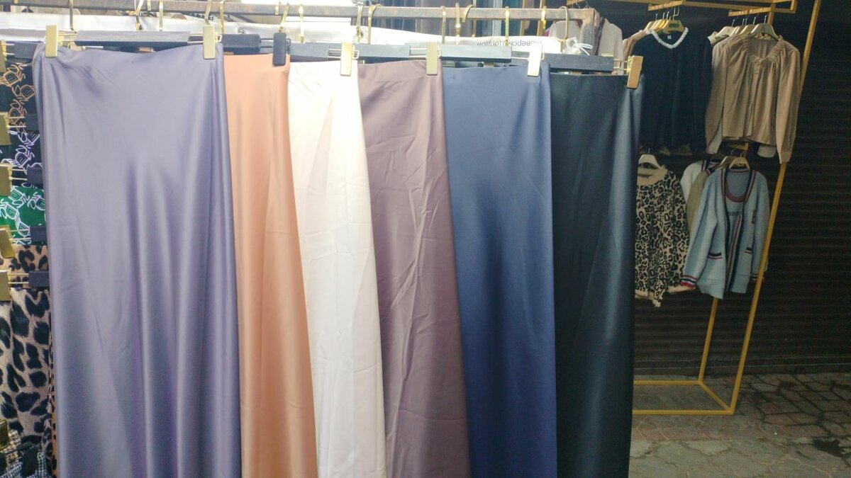 Шёлковые юбки и органзе тюльпаны