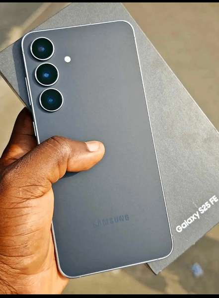 Samsung Galaxy S23 FE