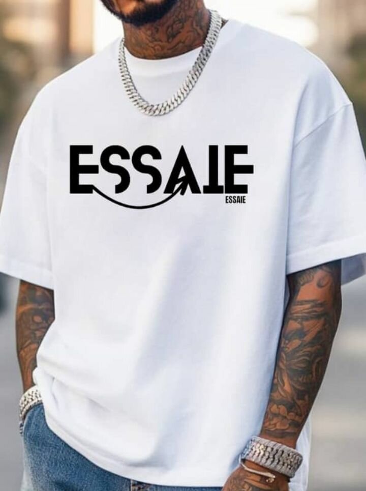 T-shirt et Casquette ESSAIE