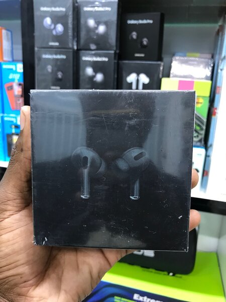 AirPods Pro (black color)