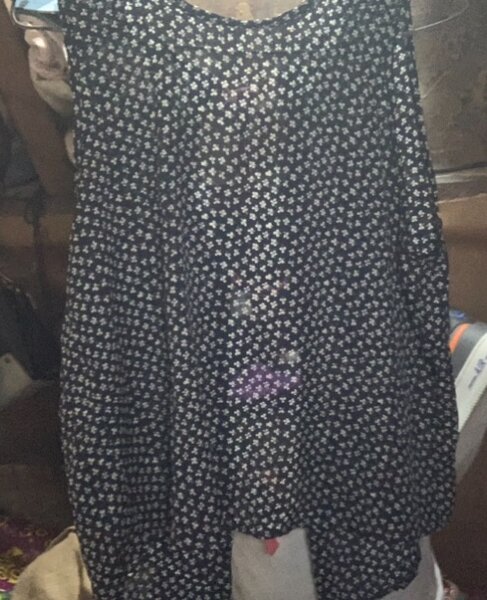 Débardeur fleuri avec nœuds