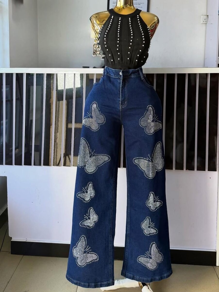 Jeans larges avec motifs