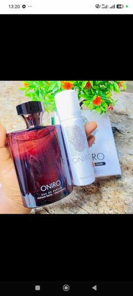 Parfum Oniro pour homme et femme