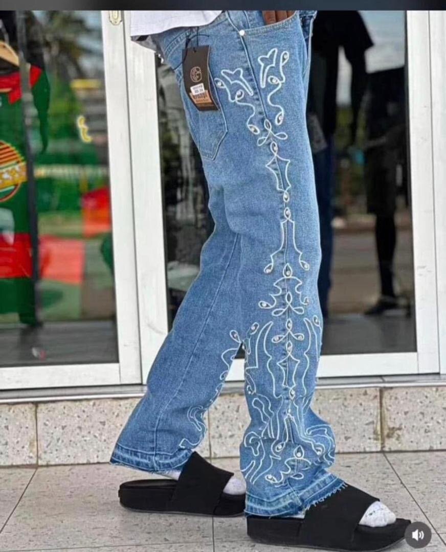 Jeans élégants à rayures