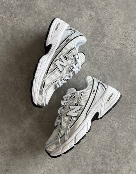 Baskets New balance 740