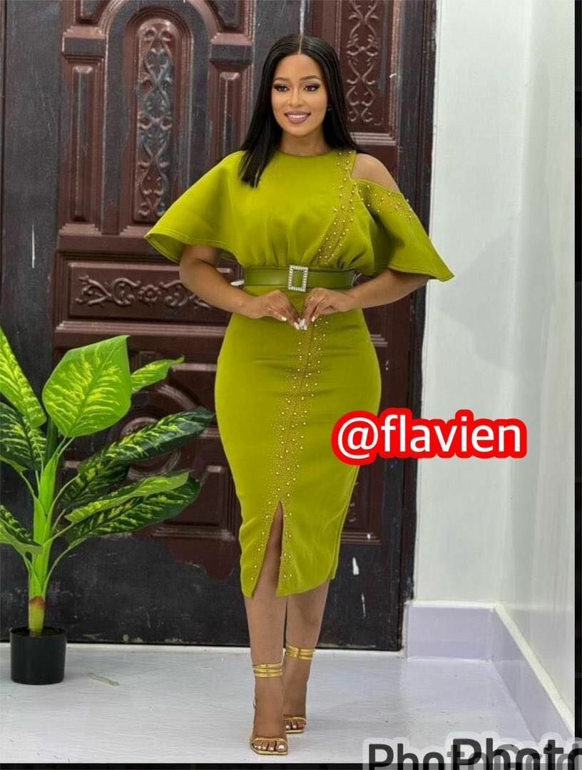 Simple and classy wear