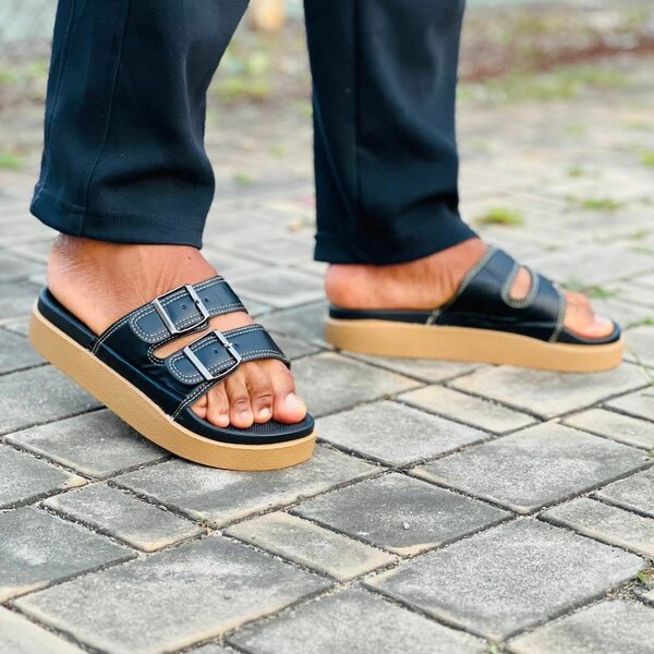 Sandales à double boucle