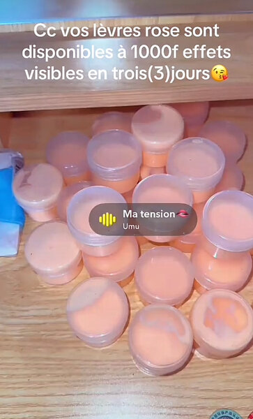 Produit de lèvre rose