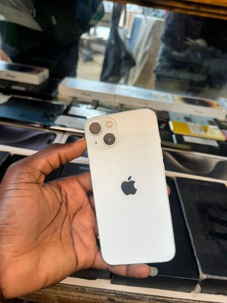 iPhone 13simple sans ID