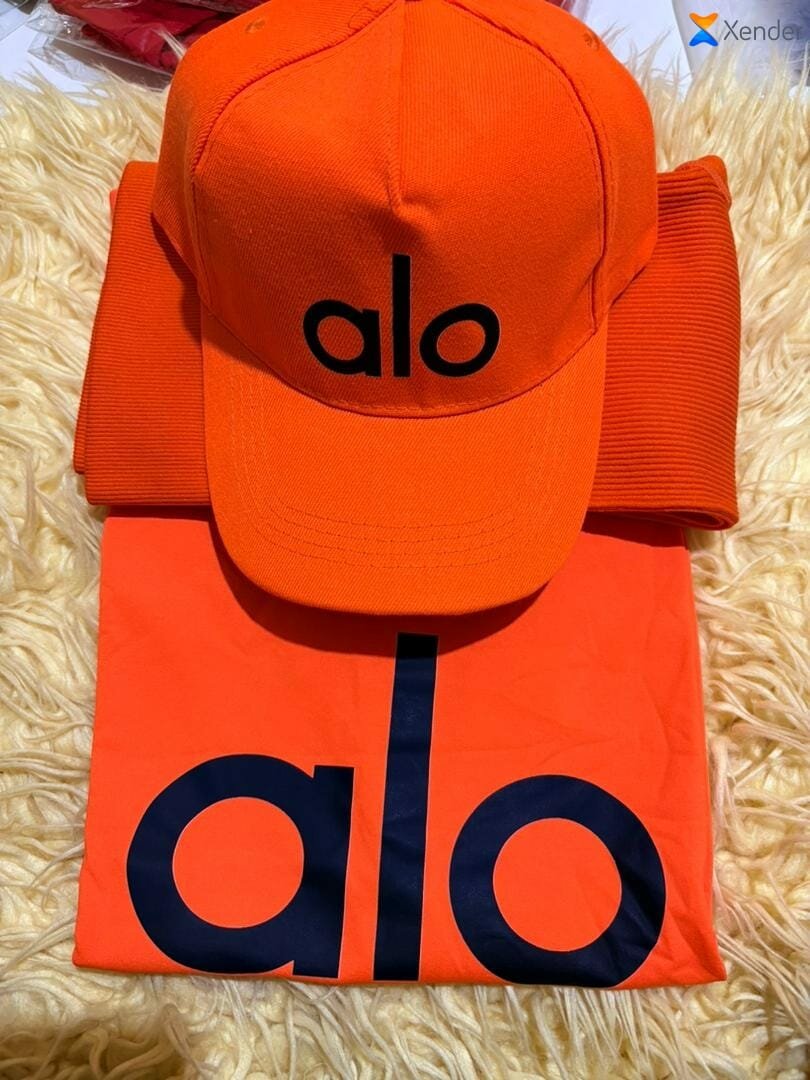 Ensemble Casquettes et T-shirts Alo