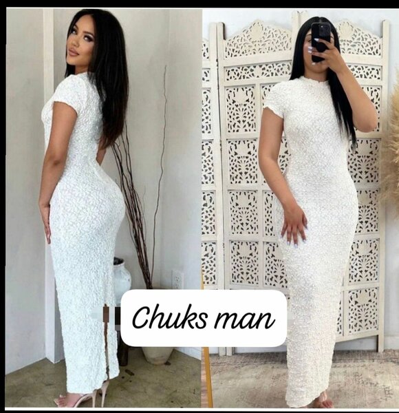 Robe dentelle fleurie