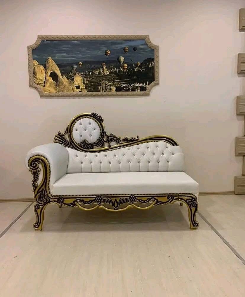 Canapé baroque élégant coloré