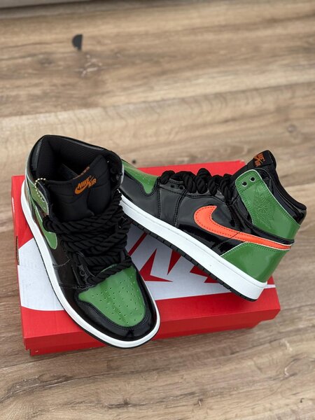 Nike Air Jordan Retro