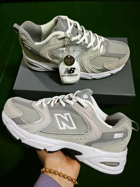 NEW BALANCE 530