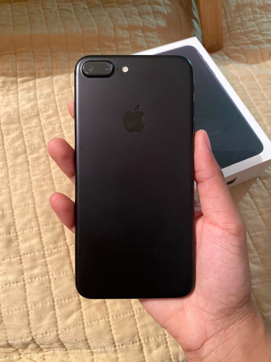 iPhone 7 Plus Noir - Téléphone Apple