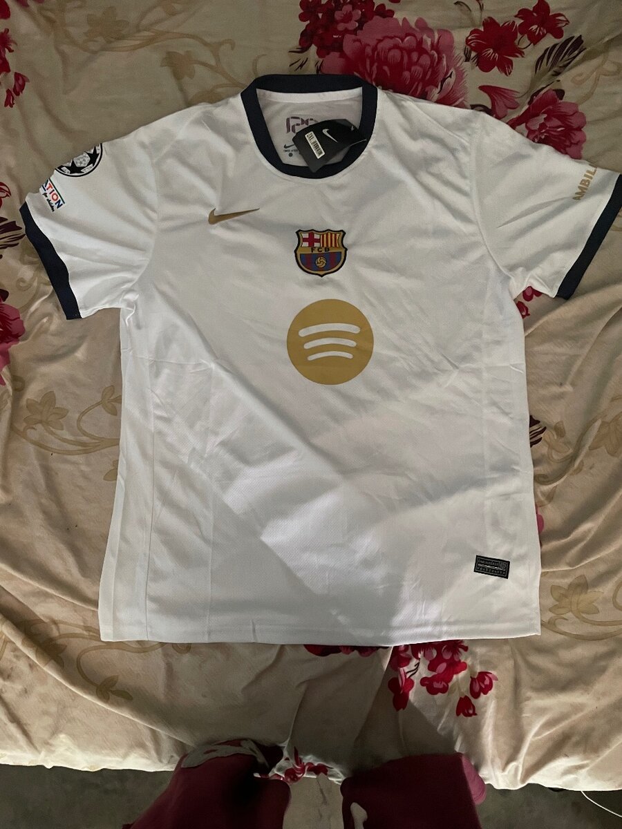 Maillot de football authentique