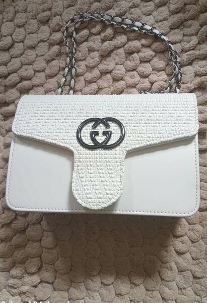 Sac à main vert élégant