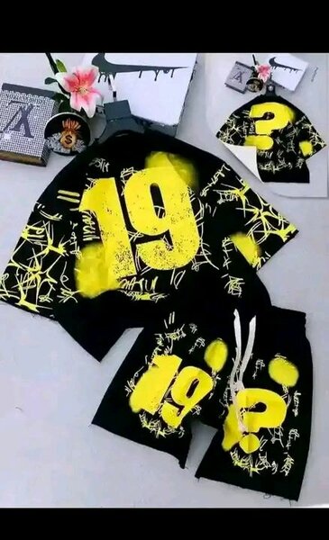 Ensemble survêtement noir imprimé 19