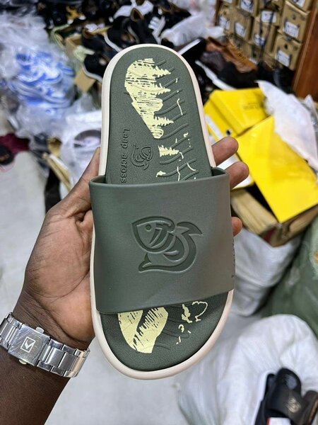 Sandales de plage pour hommes