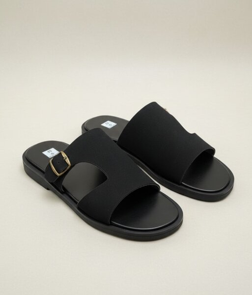 Sandales noires élégantes pour hommes
