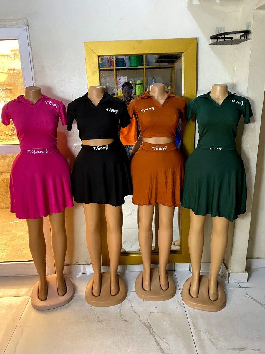 Robes élégantes et colorées