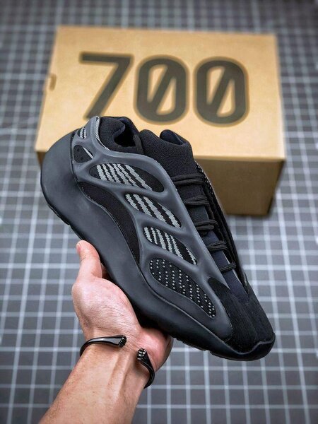 Sneakers noires tendance