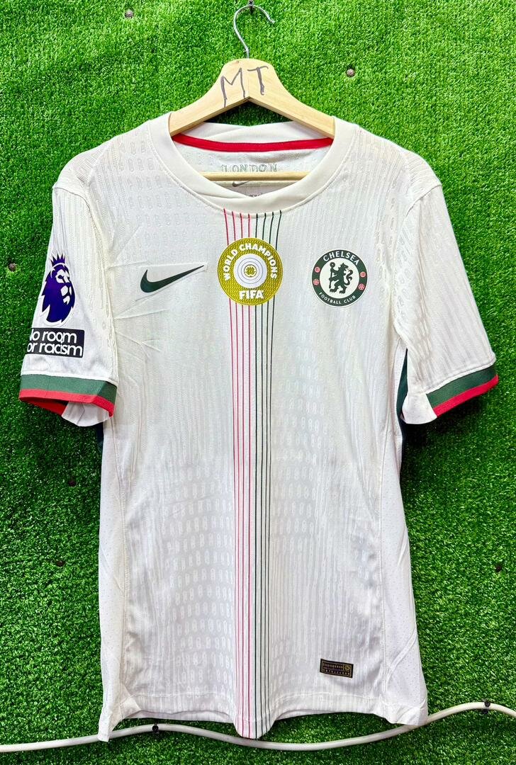 Maillot de football authentique