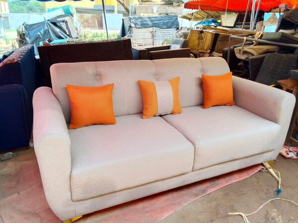 Canapé moderne beige