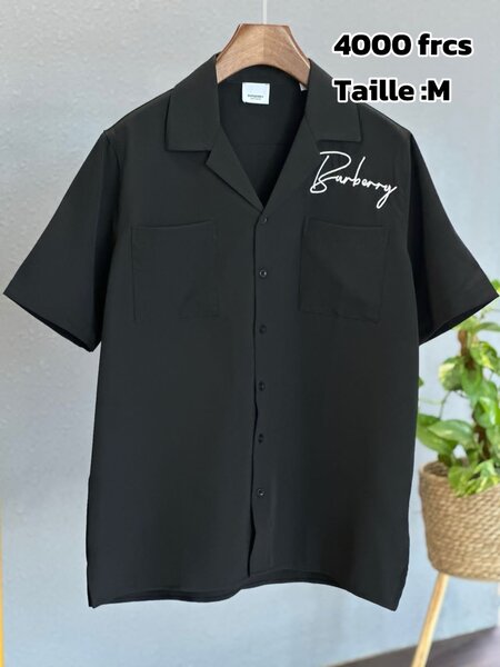 Chemise à manches courtes noire