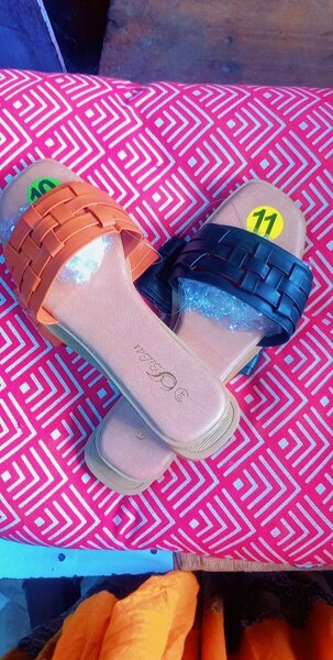 Sandales tressées élégantes