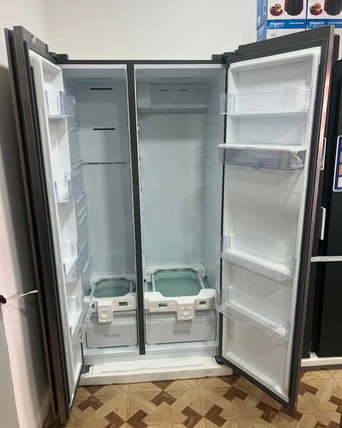 TCL Side-by-Side Refrigerator with Water Dispenser